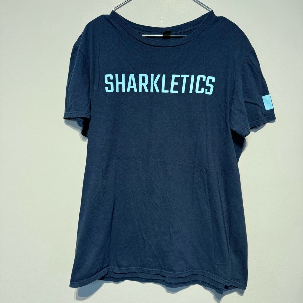 🛍4 for 20$ - Sharkletics Crew Neck Short Sleeve Tee - Navy - L